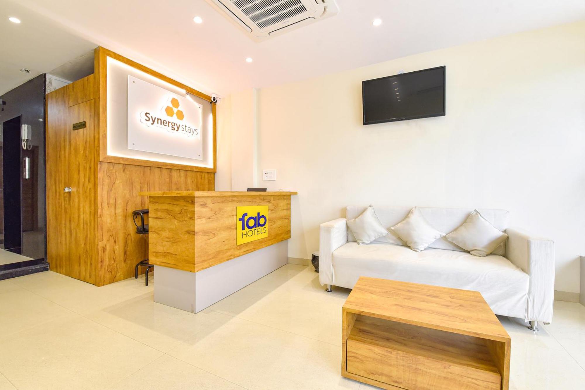 Fabhotel Synergy Stays 인도르 외부 사진